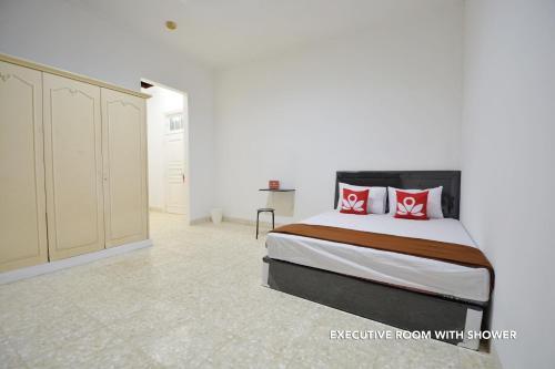 Джакарта: ZEN Rooms Kemang G17 Syariah
