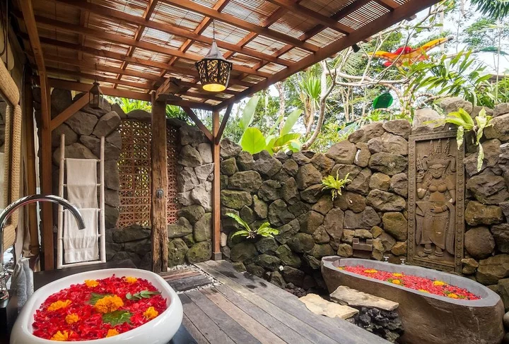 Тембок: Sebatu Sanctuary Eco-resort