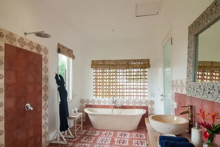 Тембок: Sebatu Sanctuary Eco-resort