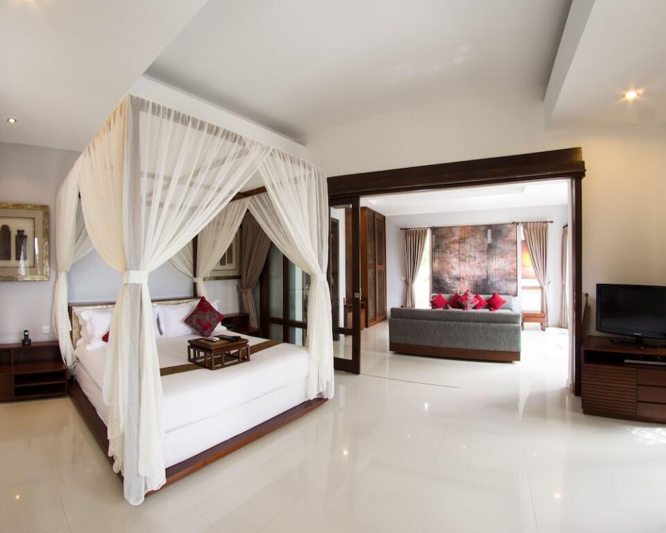 Унгасан: Villa Seratus