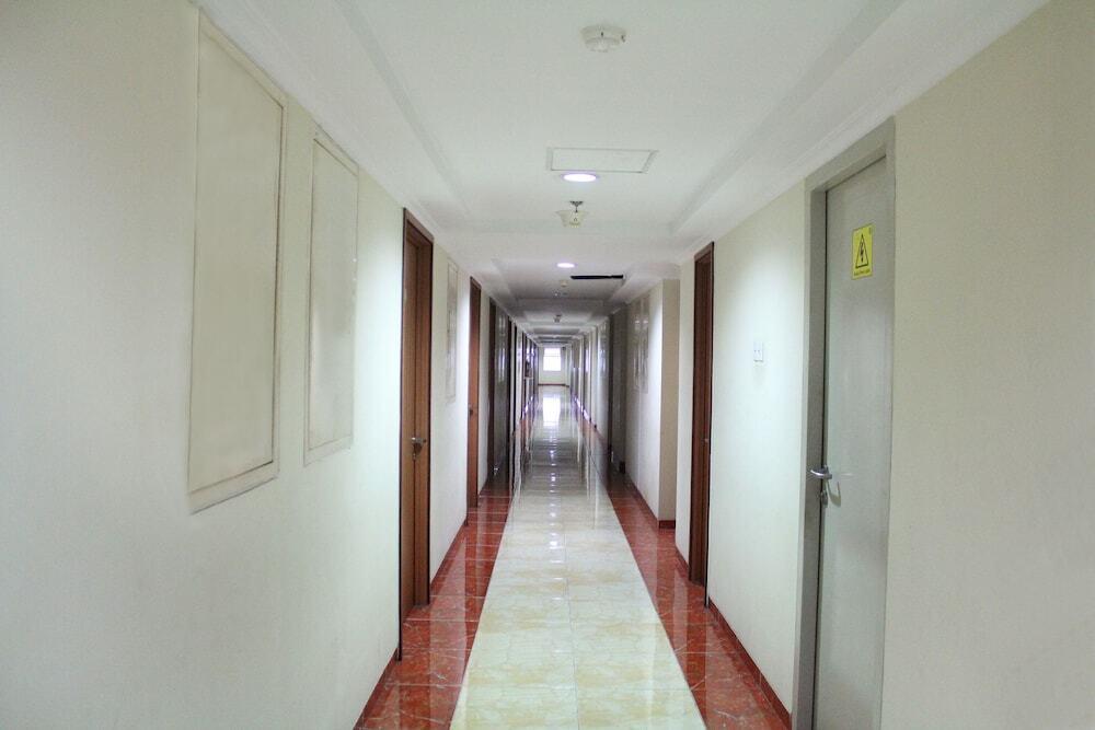 Депок: Margonda Residence 45
