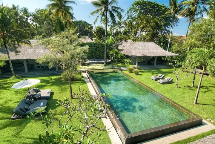Сесе: Villa Florimar