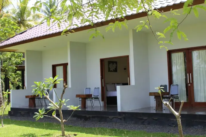 Гили Траванган: Gondang Beach Hotel