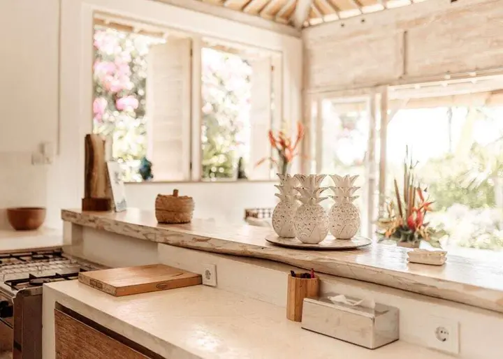 Переренан: Santai Beach House