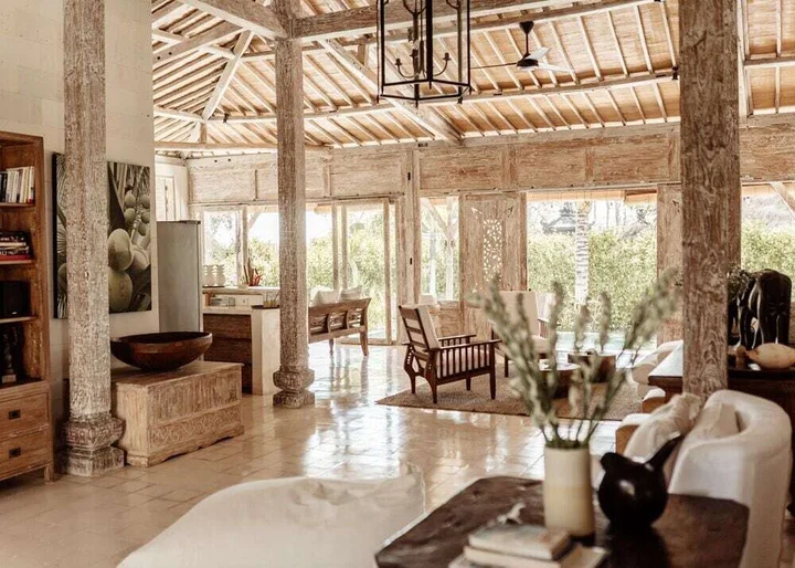 Переренан: Santai Beach House