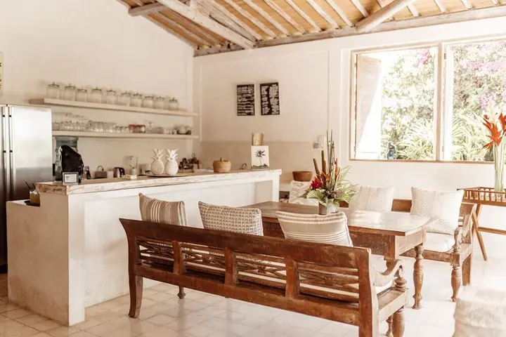 Переренан: Santai Beach House