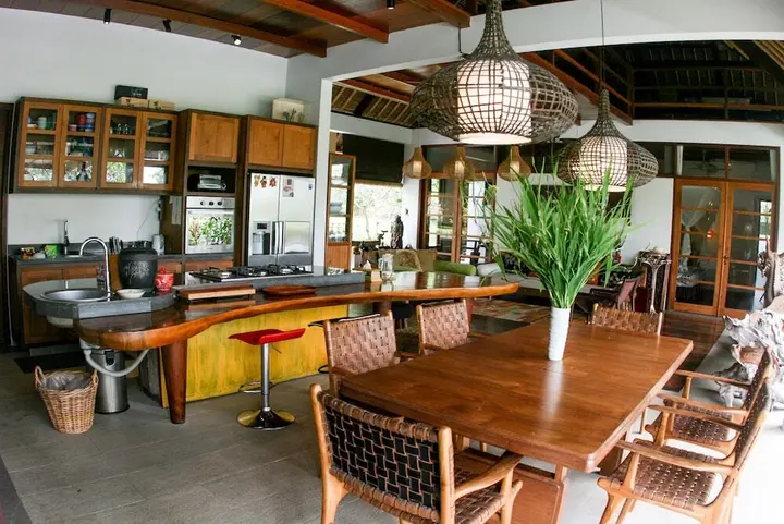 Сукавати: Luxury Kama Ubud