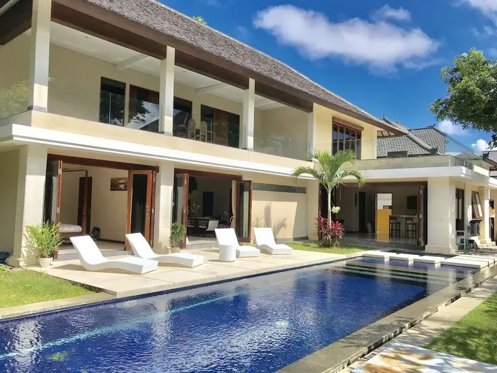 Керобокан: Villa Pentagon Bali