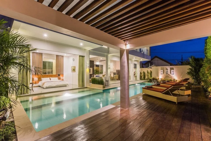 Кута: Seminyak Villa Serenity