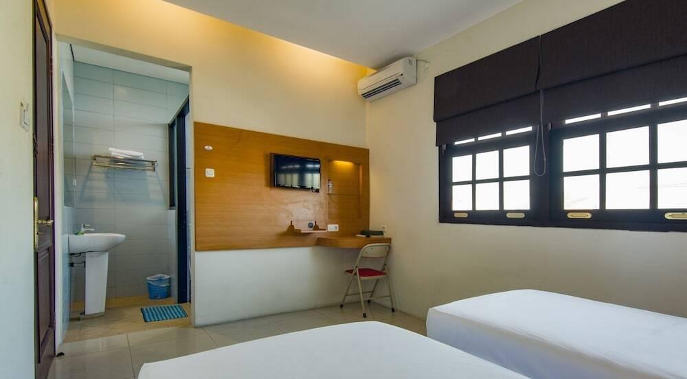 Сурабая: ZEN Rooms Basic Kupang Baru