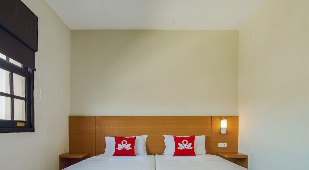 Сурабая: ZEN Rooms Basic Kupang Baru