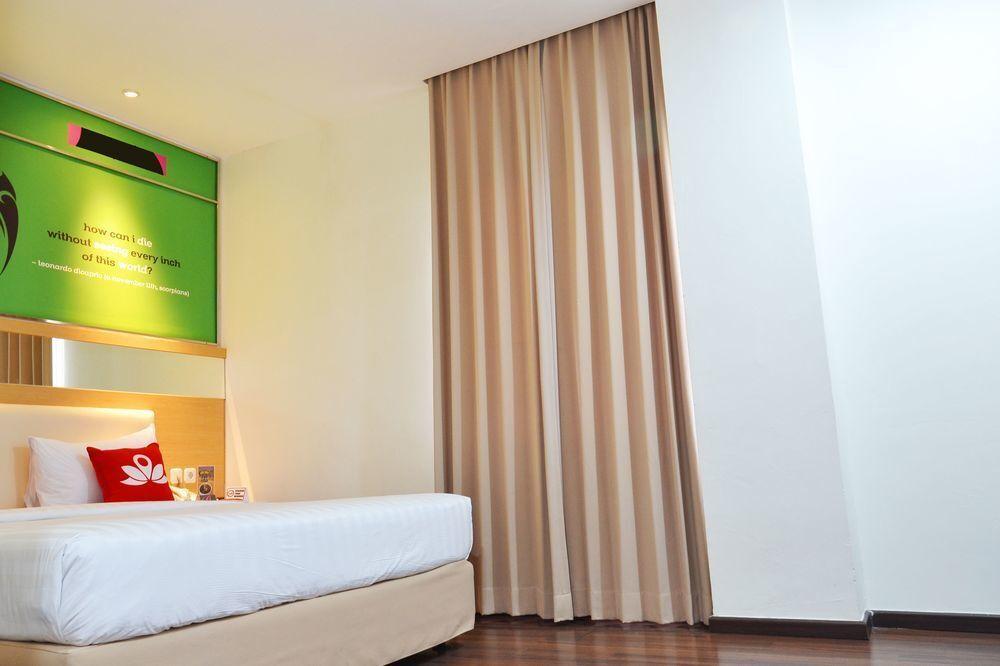 Сурабая: ZEN Rooms Basic Kedung Sari Wonorejo