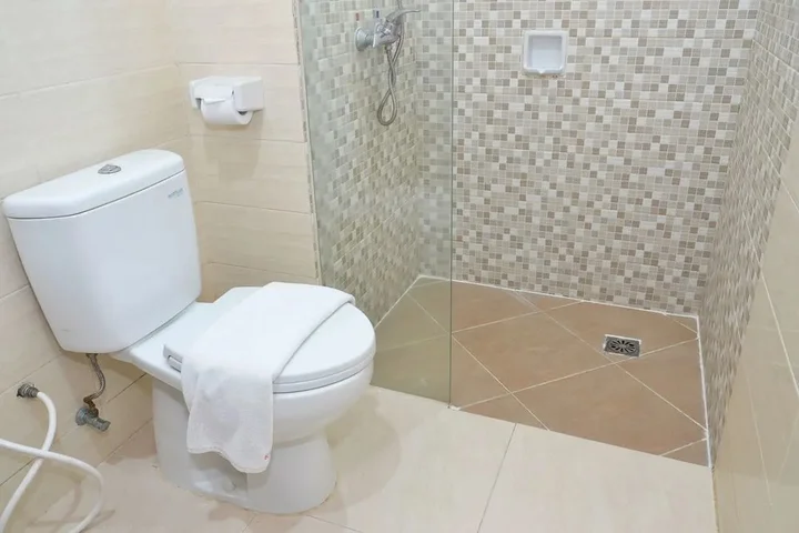 Сурабая: ZEN Rooms Basic Kedung Sari Wonorejo