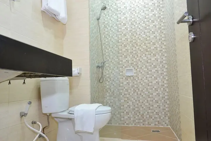 Сурабая: ZEN Rooms Basic Kedung Sari Wonorejo