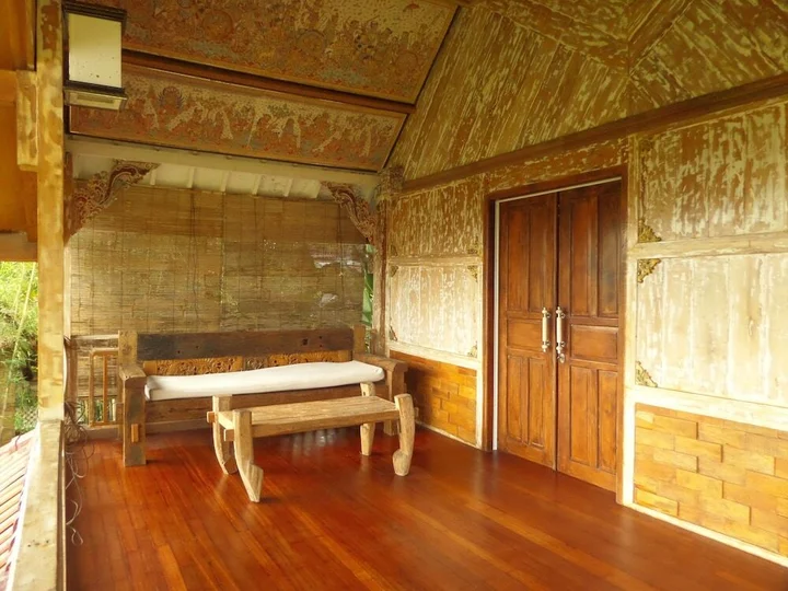 Тегаллаланг: Uma Kendran Villa
