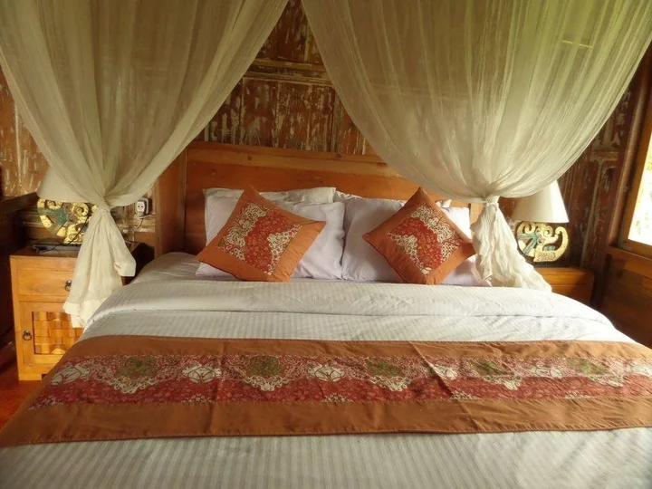 Тегаллаланг: Uma Kendran Villa