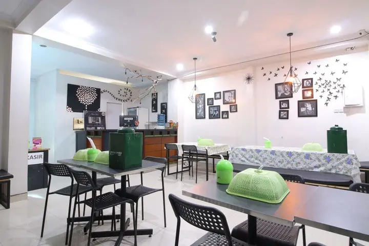 Депок: RedDoorz Plus near Universitas Negeri Yogyakarta