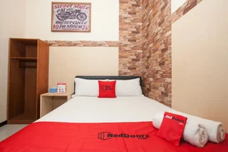 Маланг: RedDoorz near Stasiun Kota Baru Malang