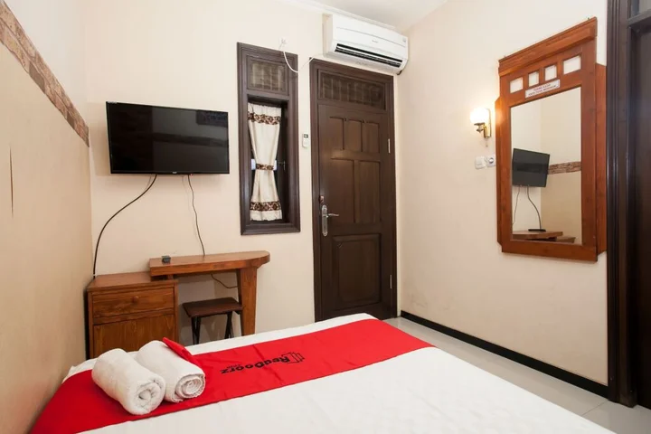 Маланг: RedDoorz near Stasiun Kota Baru Malang