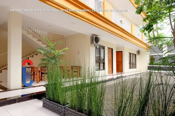 Маланг: ZEN Rooms near Stasiun Kota Baru