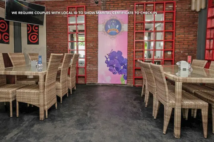 Маланг: ZEN Rooms near Stasiun Kota Baru