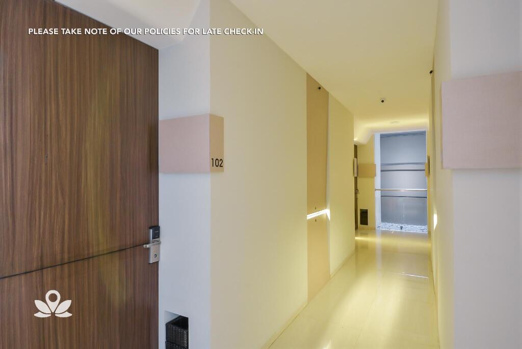 Джакарта: ZEN Premium Mega Kuningan