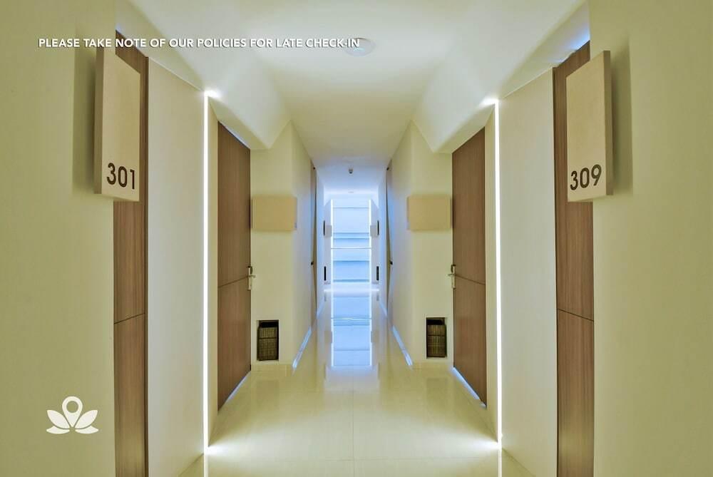 Джакарта: ZEN Premium Mega Kuningan