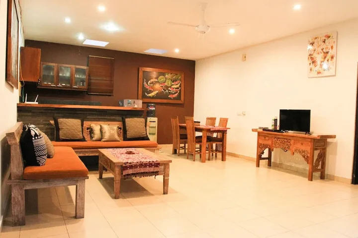 Кута: Kubu D'Bucu Legian