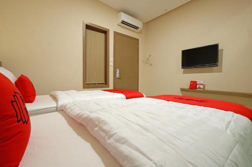 Семаранг: RedDoorz Plus near Java Mall Semarang