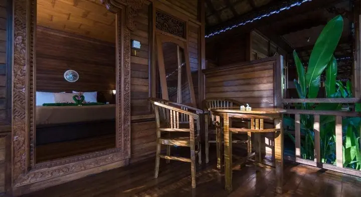 Лембонган-Айленд: Putra 7 Cottage