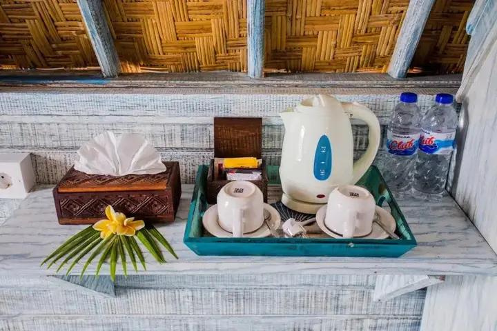 Лембонган-Айленд: The Syron Huts Lembongan
