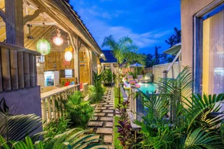 Лембонган-Айленд: The Syron Huts Lembongan