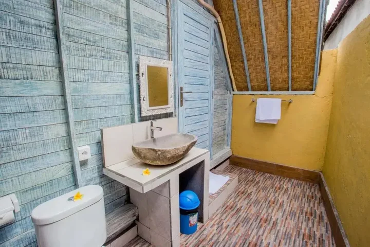 Лембонган-Айленд: The Syron Huts Lembongan