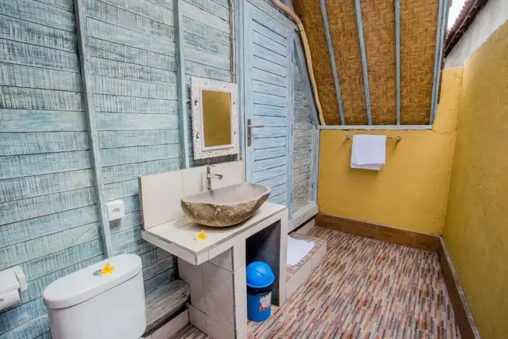Лембонган-Айленд: The Syron Huts Lembongan