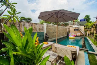 Лембонган-Айленд: The Syron Huts Lembongan