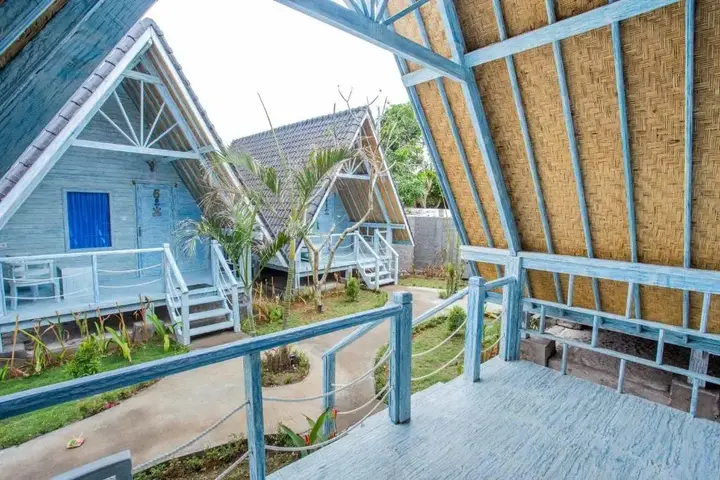 Лембонган-Айленд: The Syron Huts Lembongan