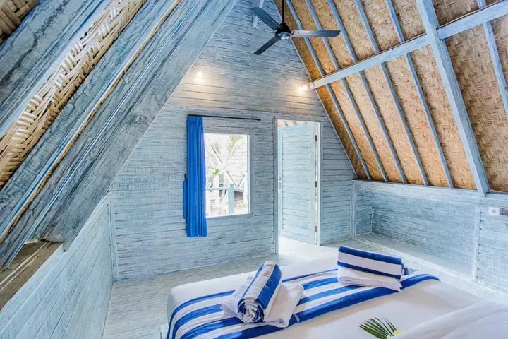 Лембонган-Айленд: The Syron Huts Lembongan