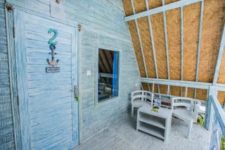 Лембонган-Айленд: The Syron Huts Lembongan