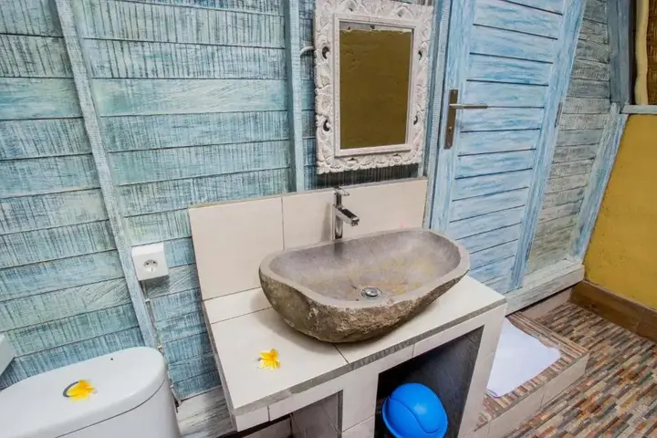 Лембонган-Айленд: The Syron Huts Lembongan