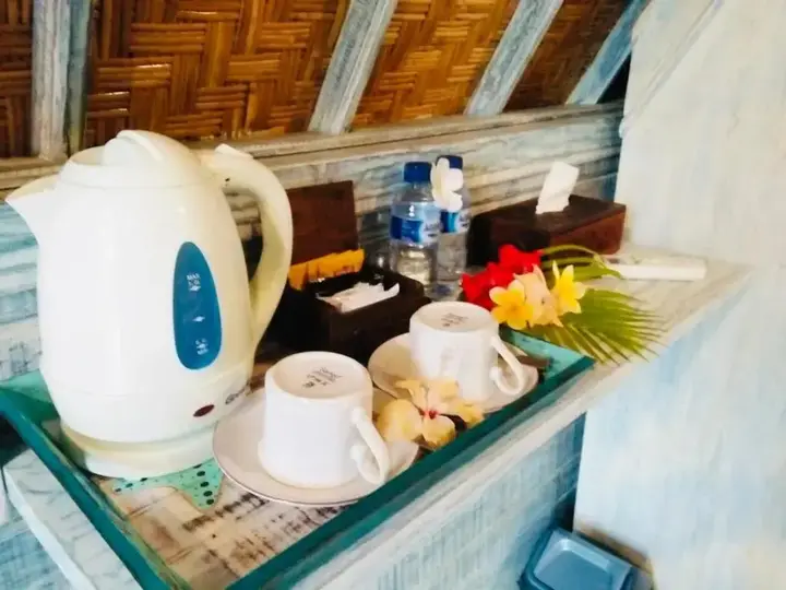 Лембонган-Айленд: The Syron Huts Lembongan