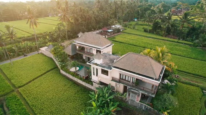Тегаллаланг: Alosta Luxury Private Villa