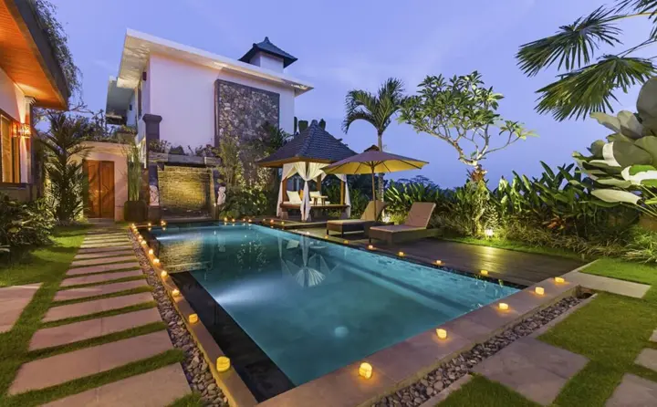 Тегаллаланг: Alosta Luxury Private Villa