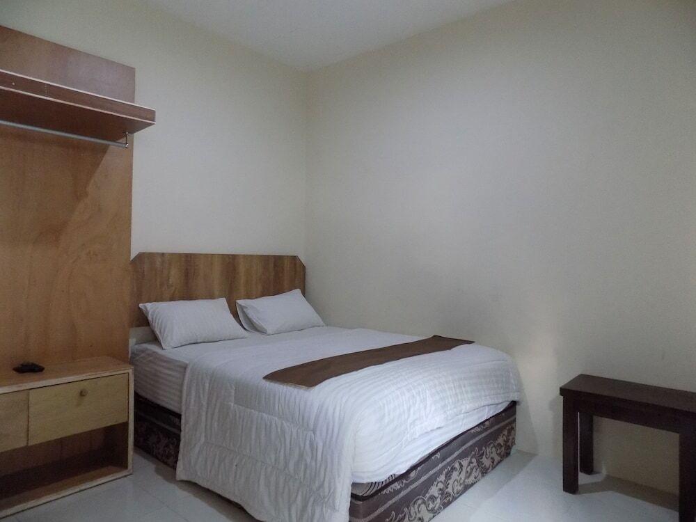 Сенджиги: Lina Cottage Senggigi
