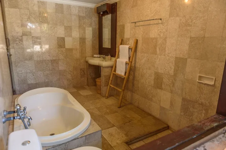 Керобокан: Kendal Villa