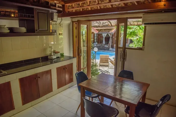 Керобокан: Kendal Villa