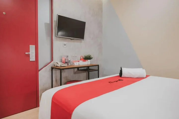 Джакарта: RedDoorz Plus @ Thamrin