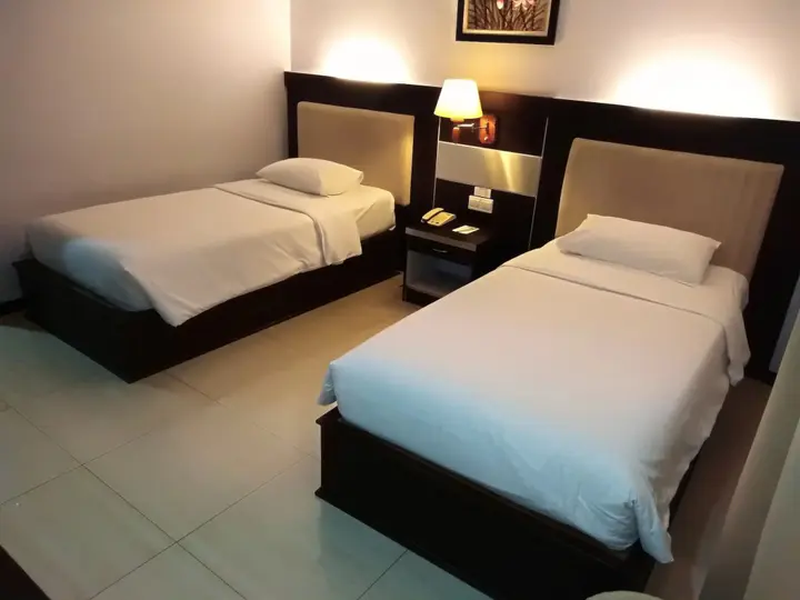 Кендари: Zahra Syariah Hotel