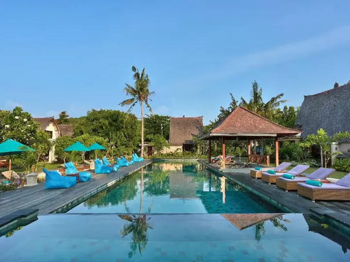 Гили Траванган: Akoya Pool Villa