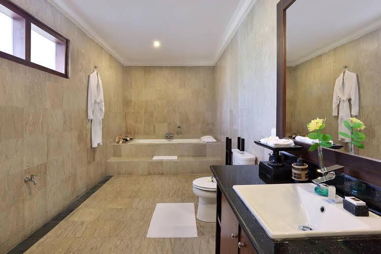 Гили Траванган: Akoya Pool Villa