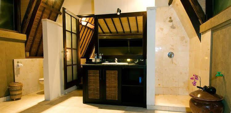 Гили Траванган: Akoya Pool Villa